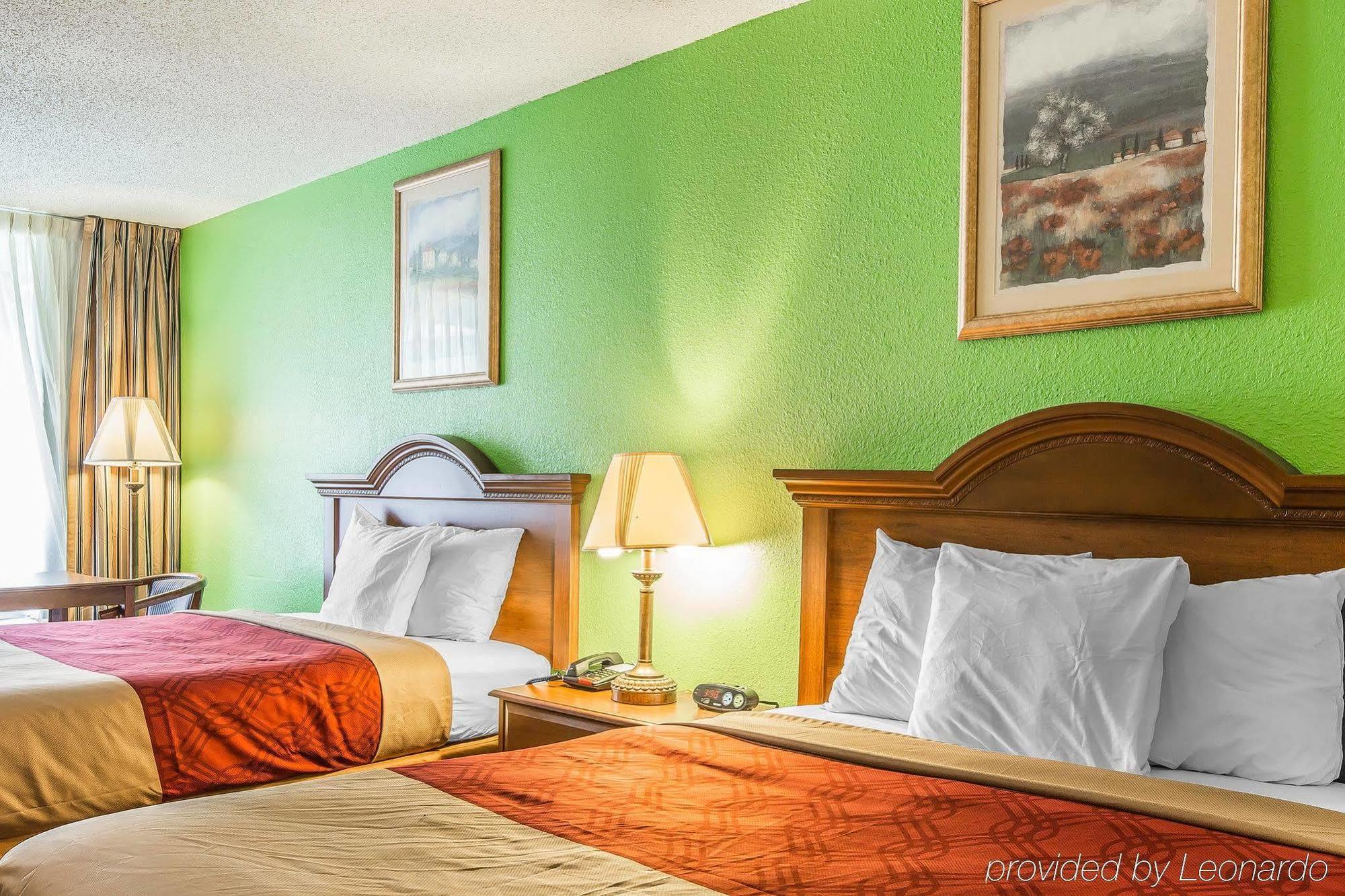 Econo Lodge Douglas Buitenkant foto